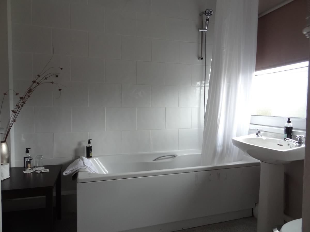 The Pytchley Inn West Haddon Habitación foto